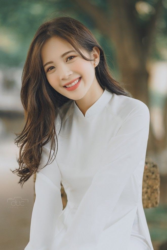 Album Với Hơn 100 Ảnh Của Kiểu Tóc Chụp Kỷ Yếu Nữ - Nec